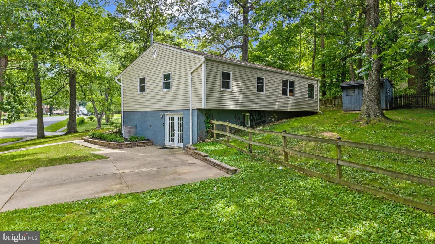 617 Wayward Drive photo 40