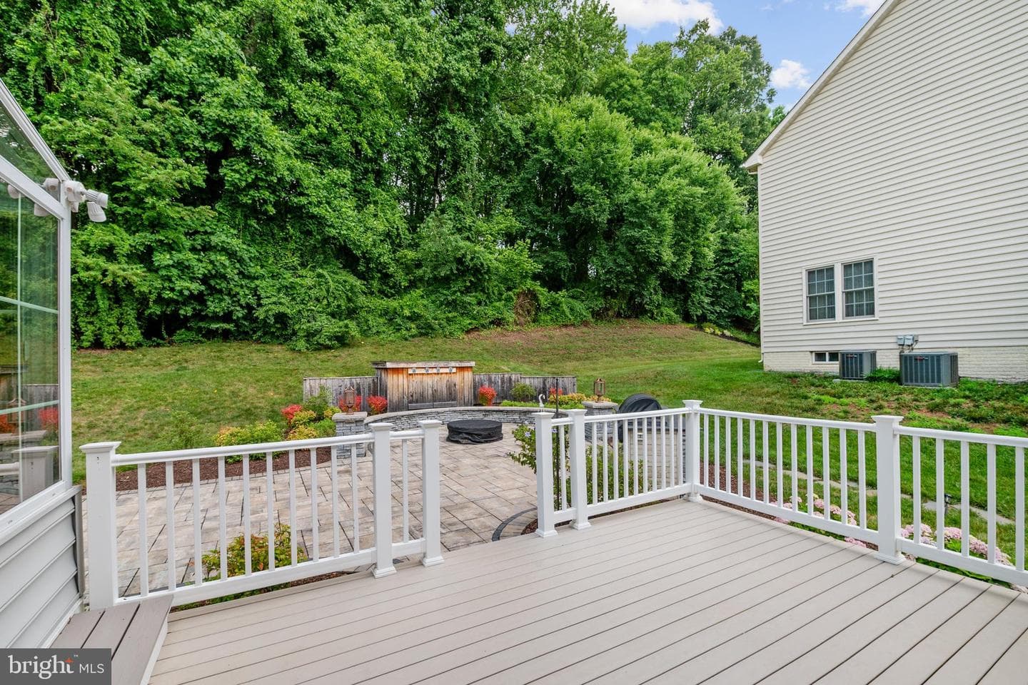 3 Sewall Court photo 92