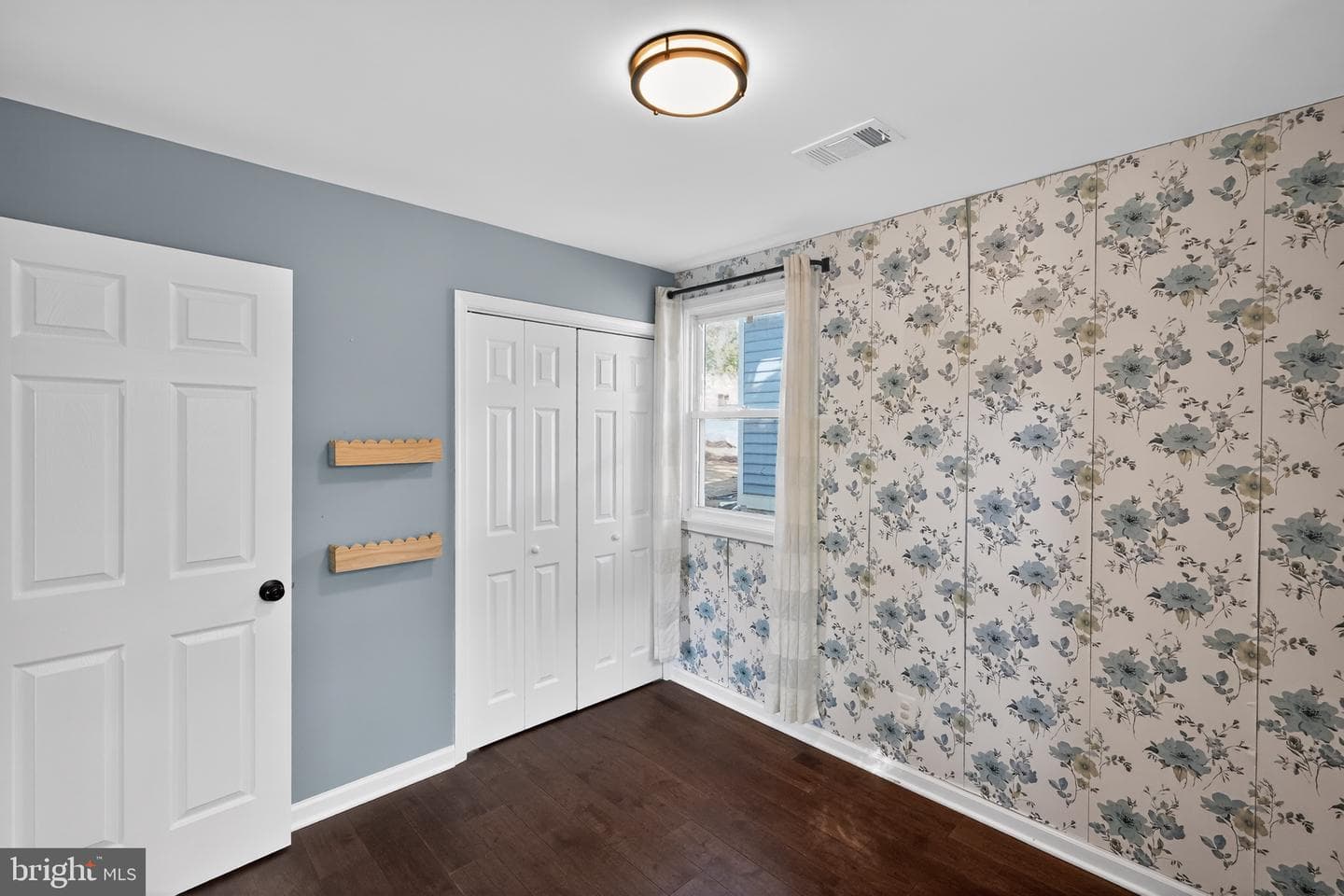 3670 5th Avenue photo 23