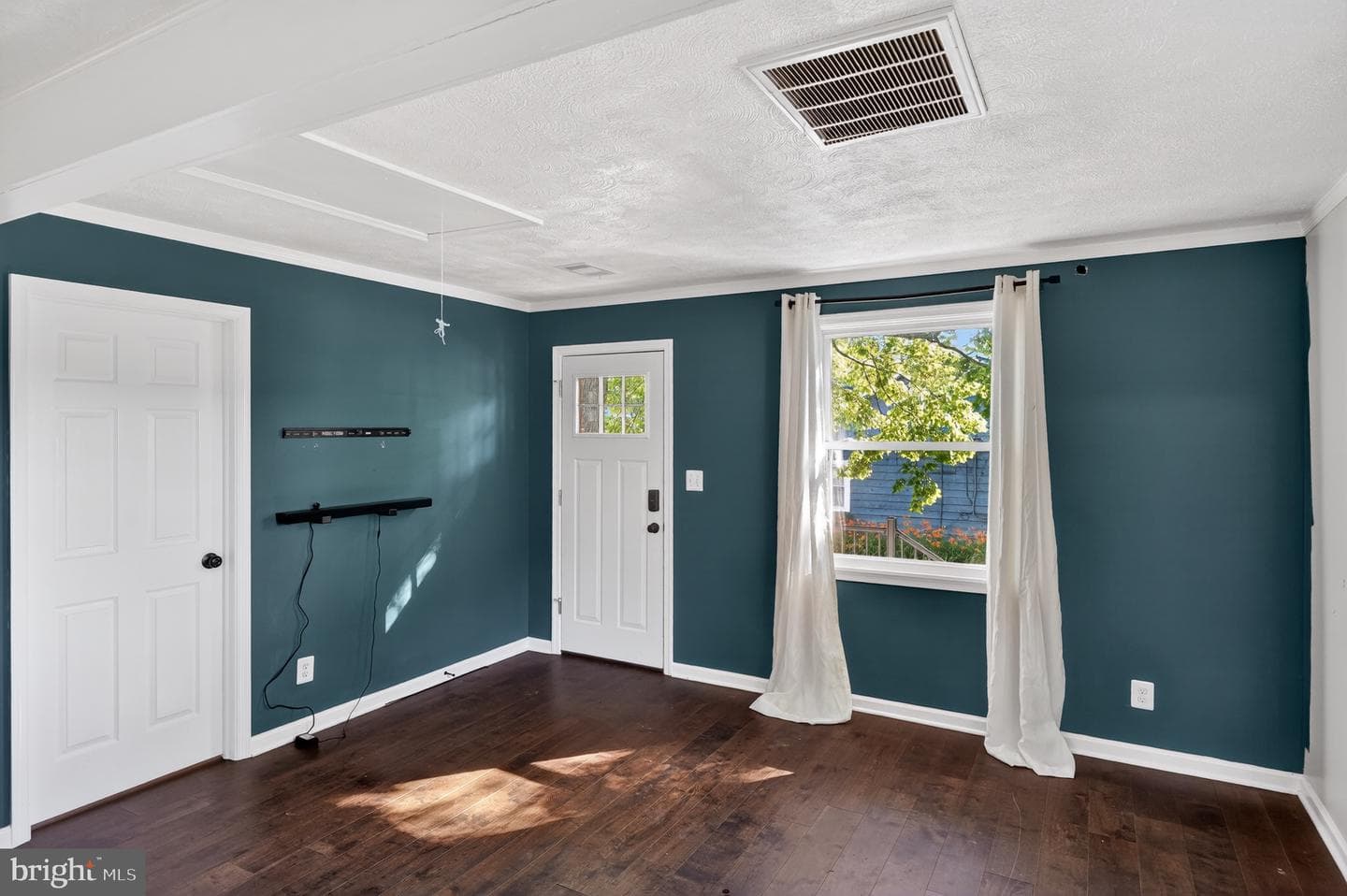 3670 5th Avenue photo 6