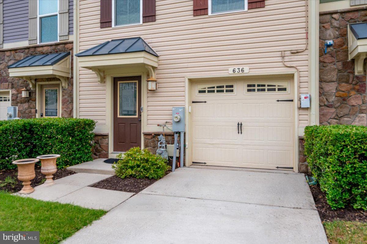 636 Foxwood Drive, Glen Burnie