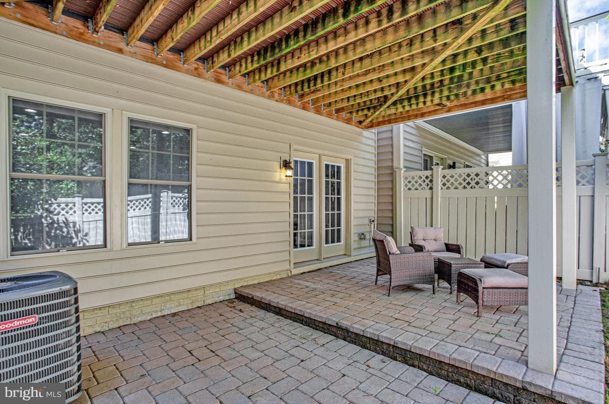 214 Treyburn Way photo 31