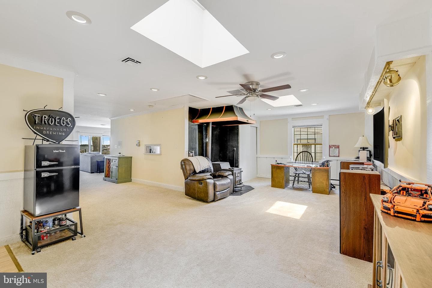 3440 South River Terrace photo 15