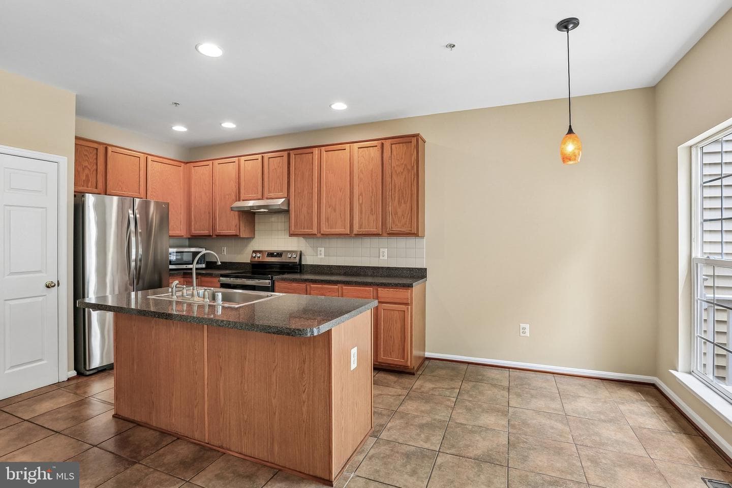 3131 Galaxy Way photo 15