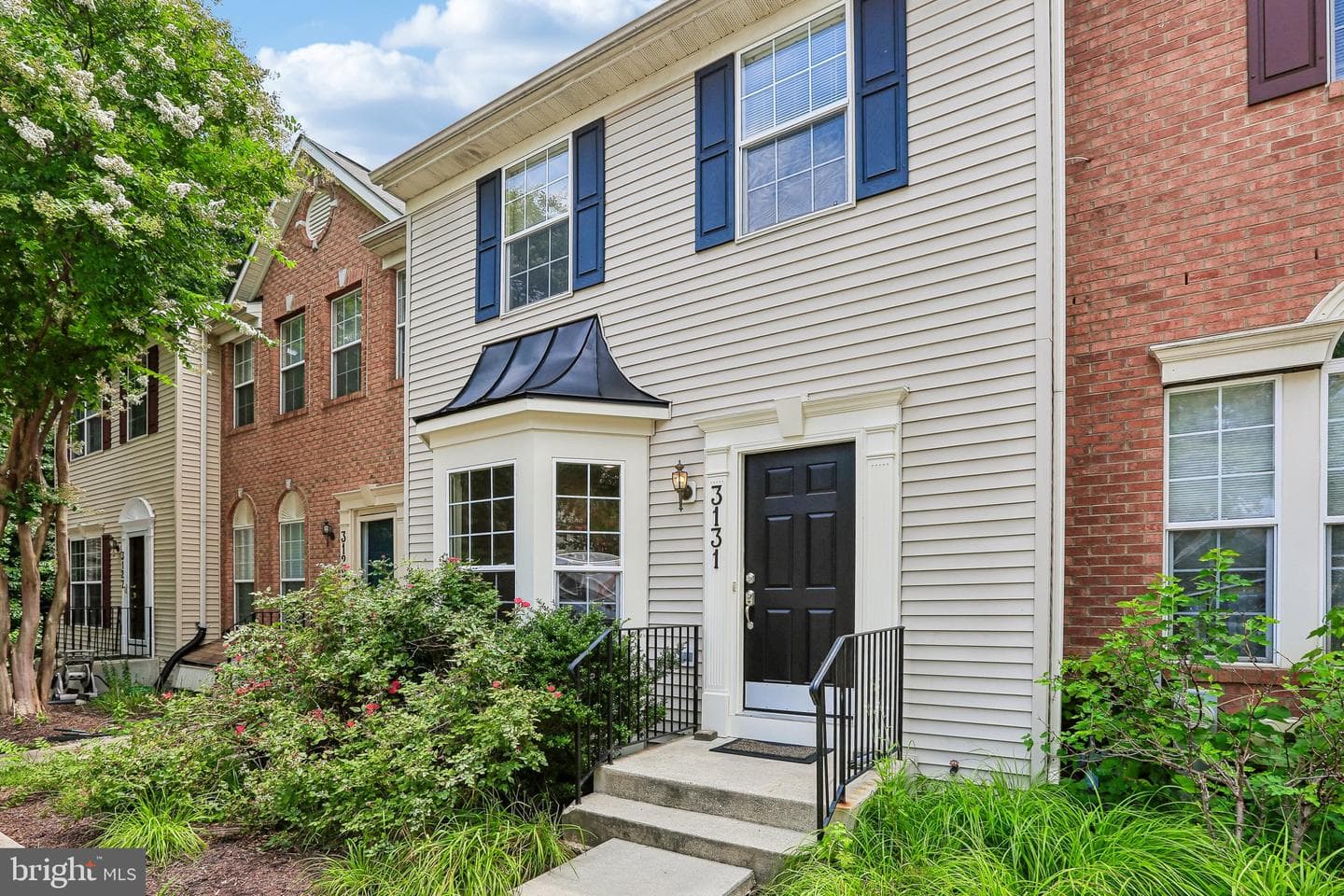 3131 Galaxy Way photo 3