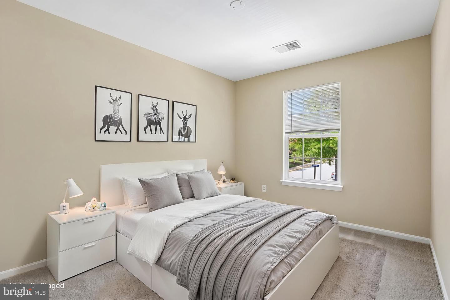 3131 Galaxy Way photo 32