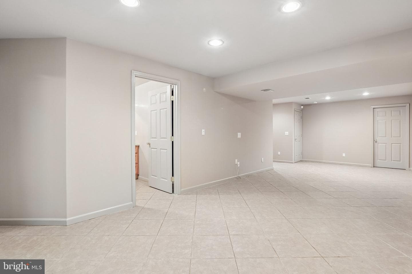 3131 Galaxy Way photo 41