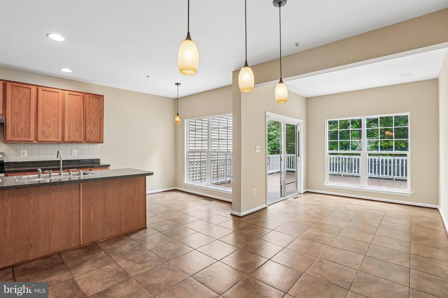 3131 Galaxy Way photo 9