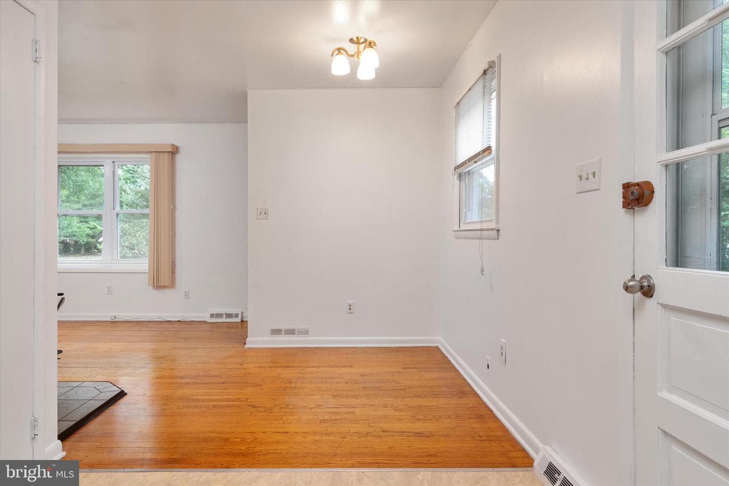 410 Walnut Drive photo 15
