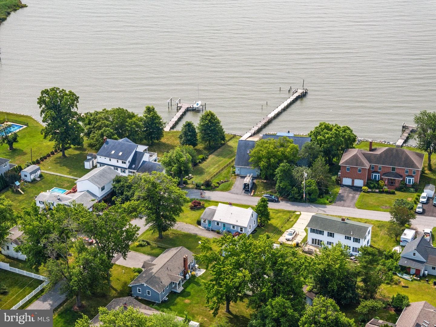 812 Bay View Drive photo 40