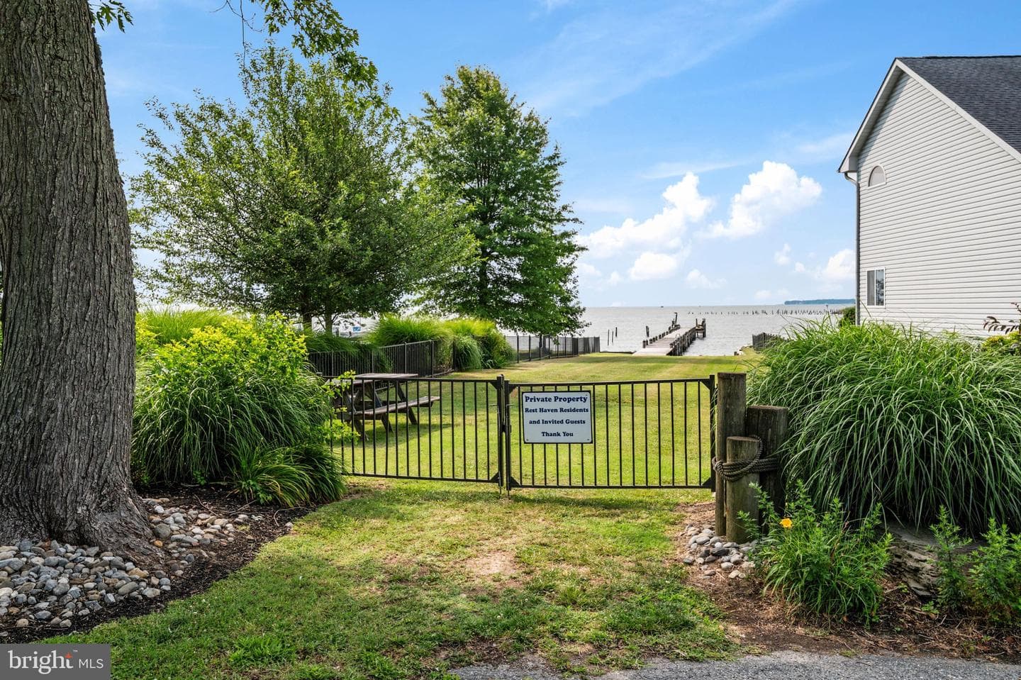 812 Bay View Drive photo 48