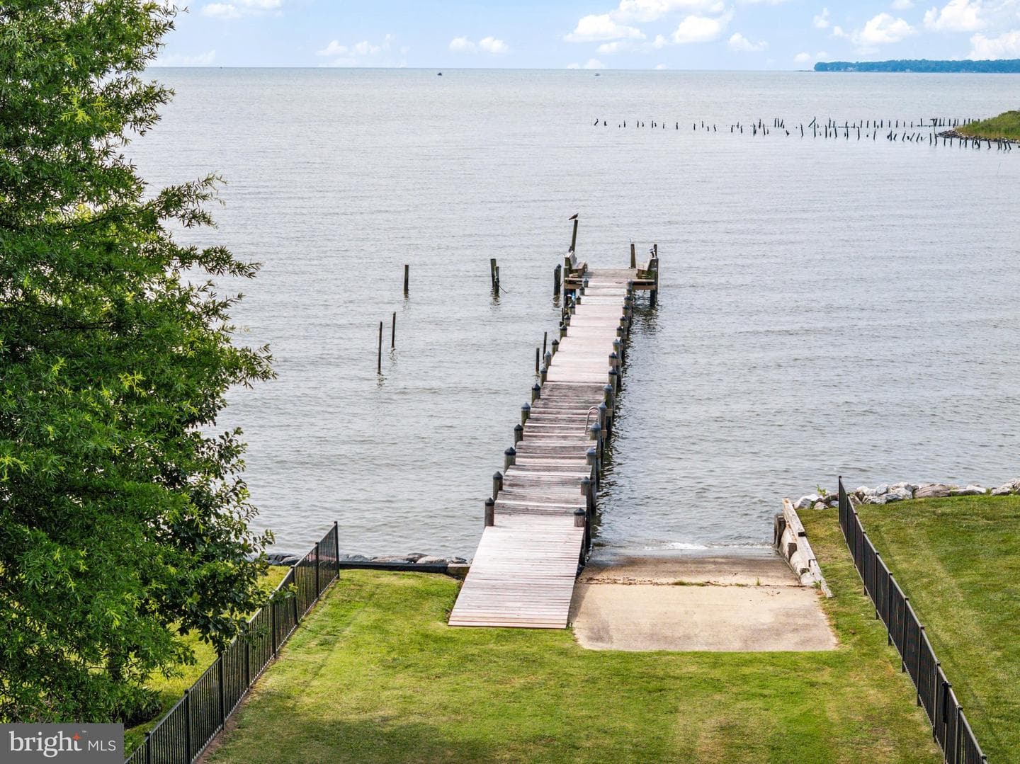 812 Bay View Drive photo 49