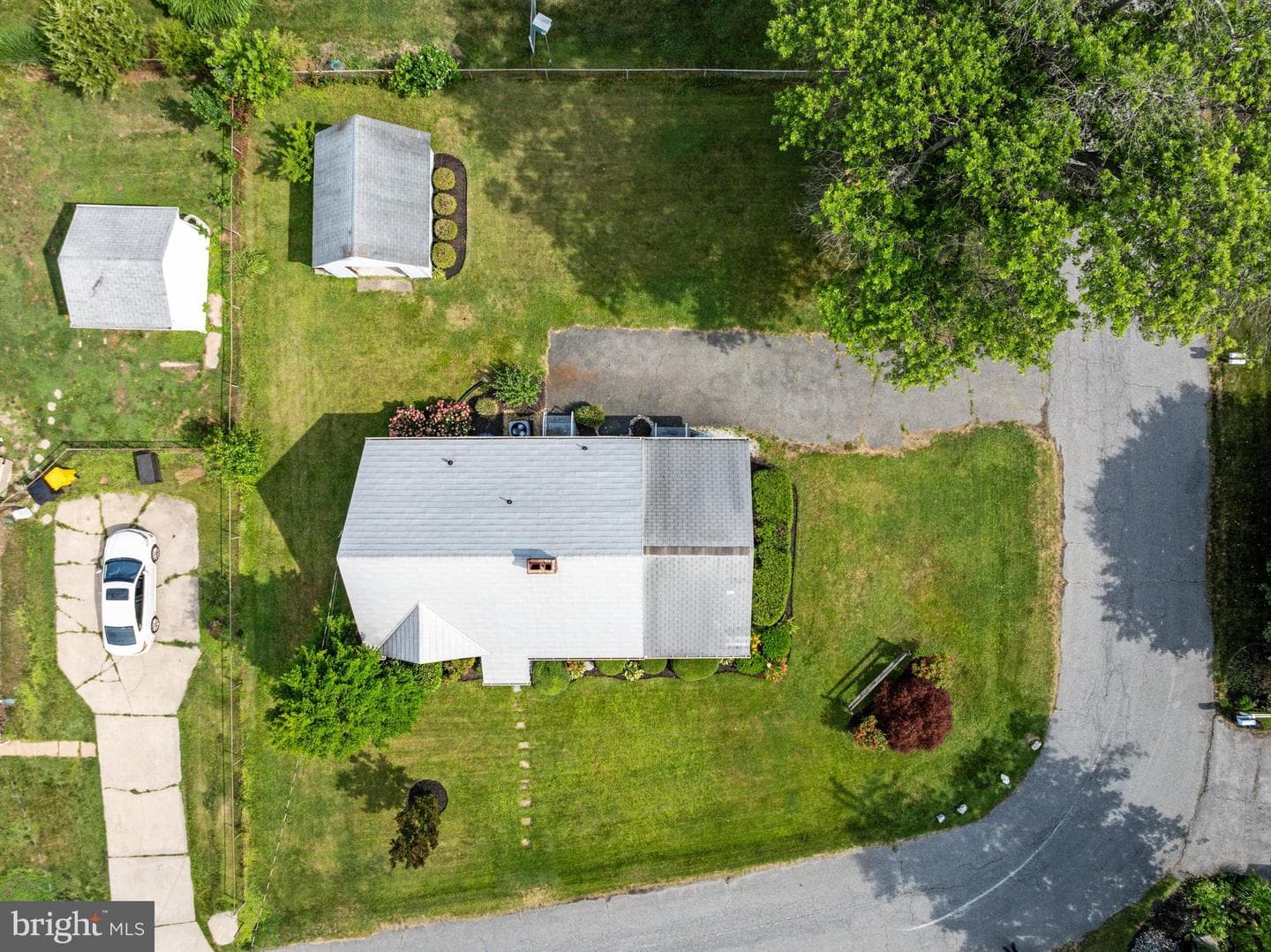 812 Bay View Drive photo 9