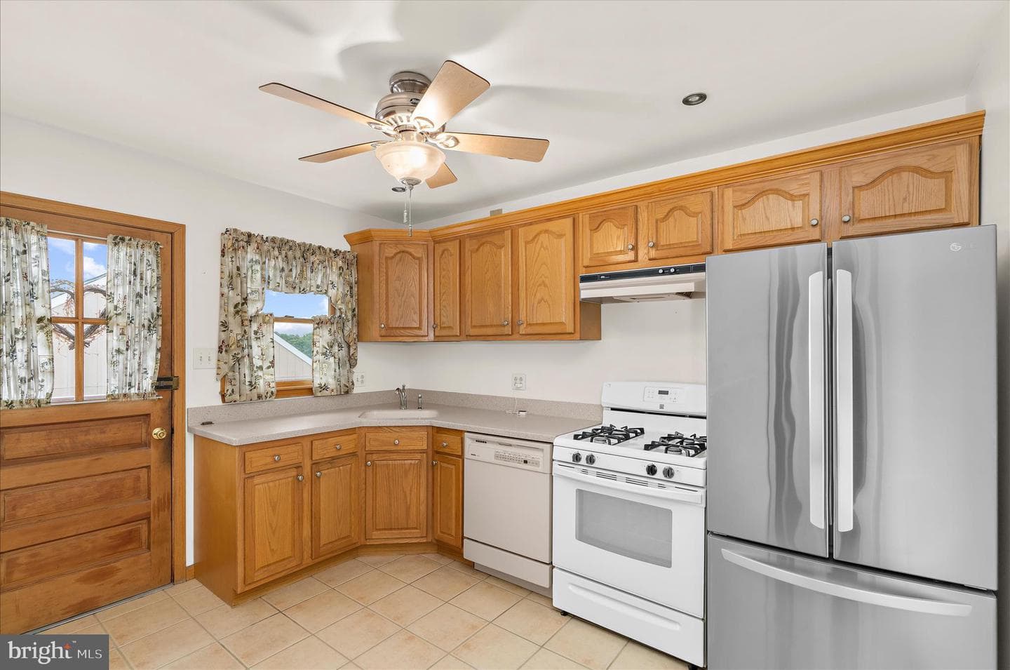 5801 Redmond Street photo 13
