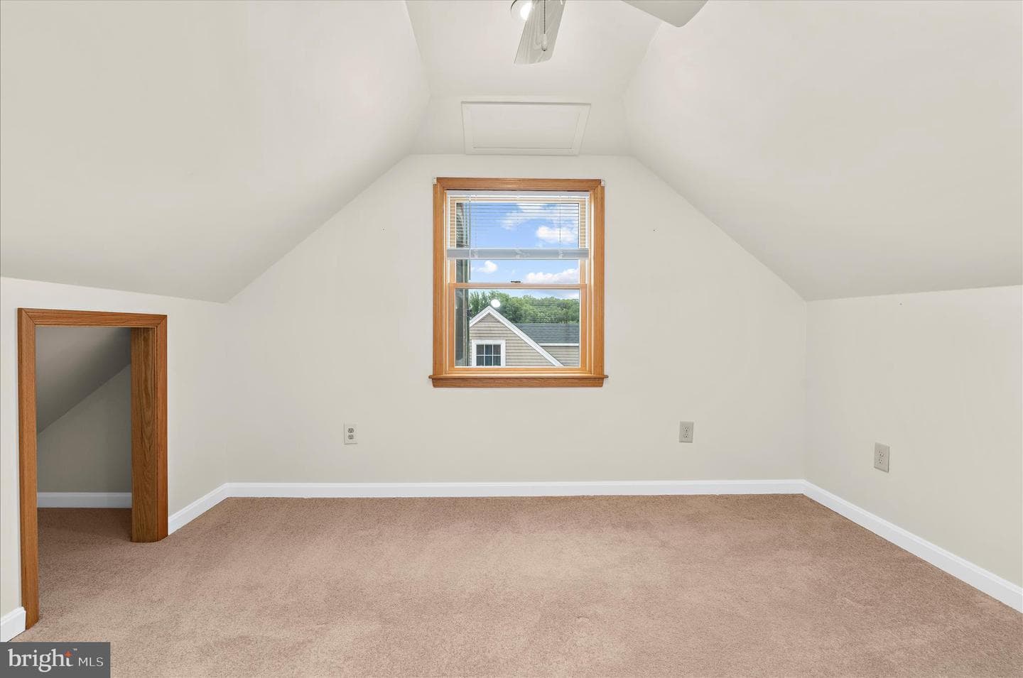 5801 Redmond Street photo 24