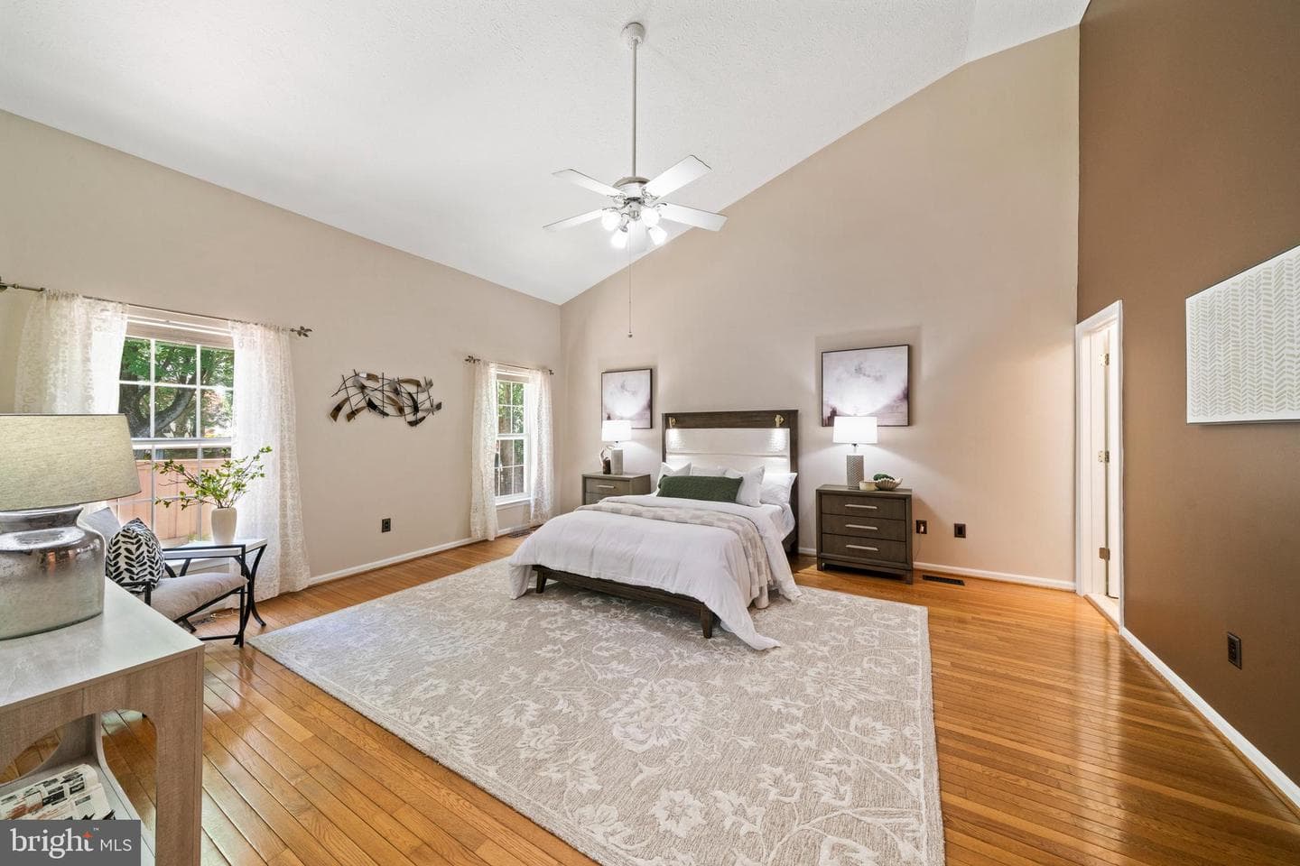 1502 Avennel Way photo 21