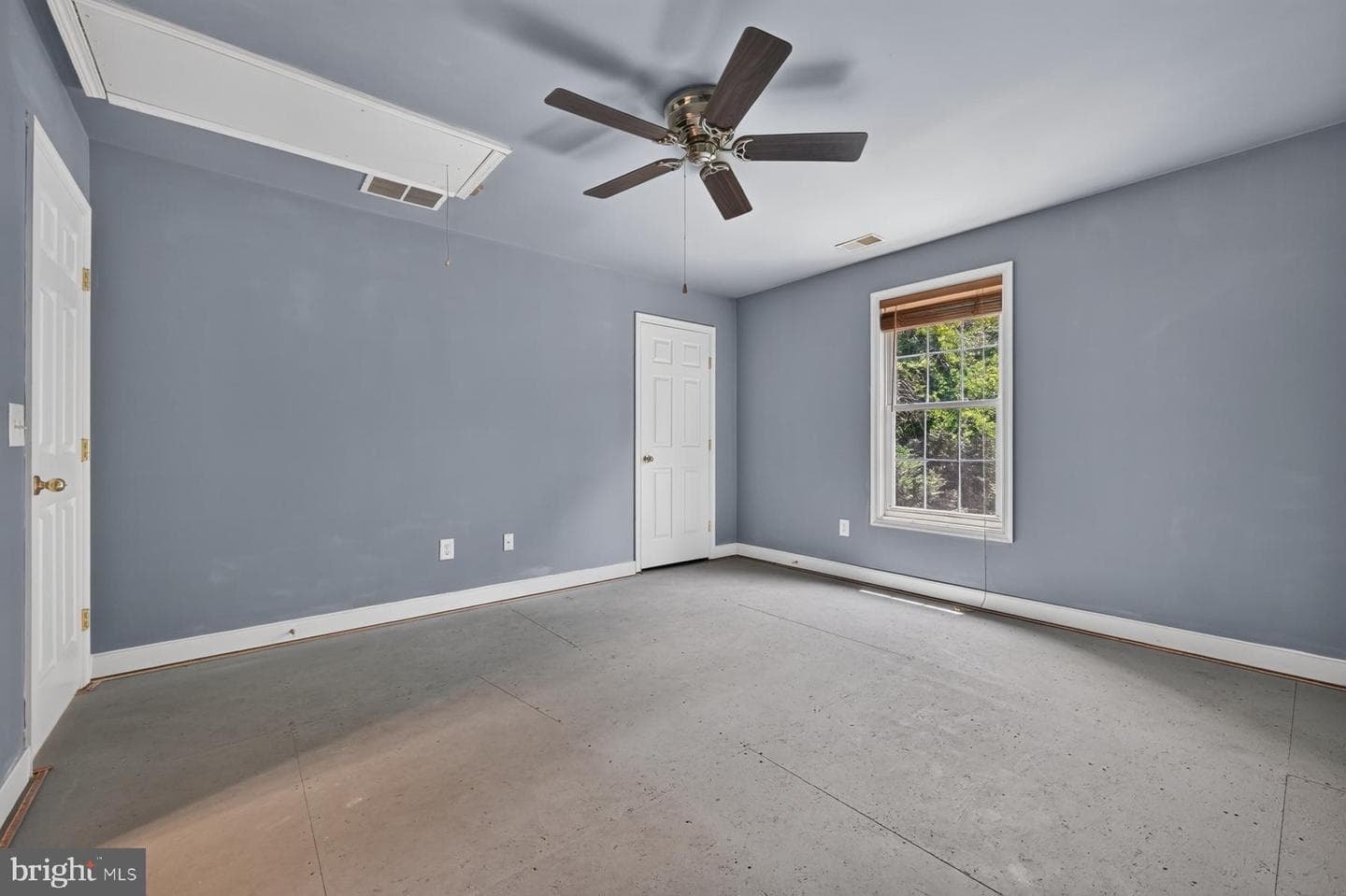 303 South Drive photo 19