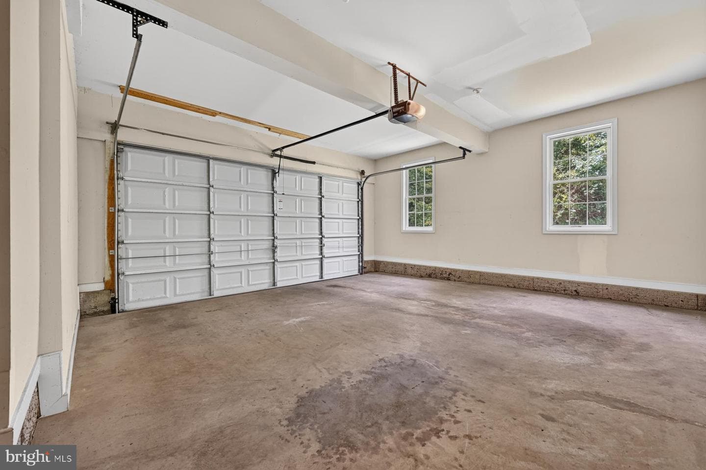 303 South Drive photo 28