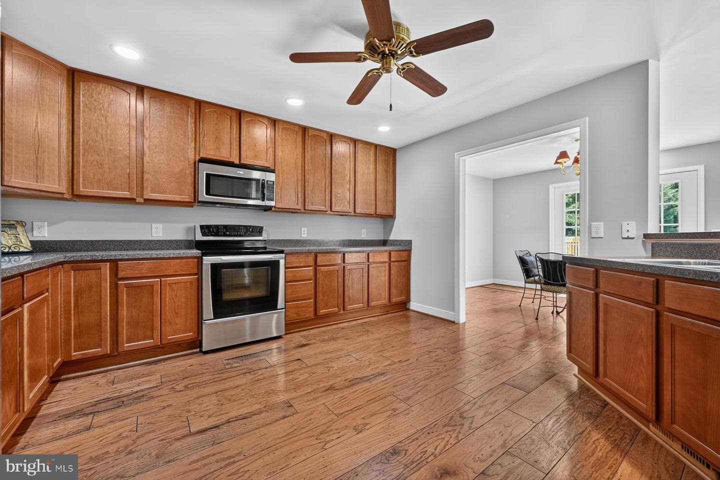 303 South Drive photo 6