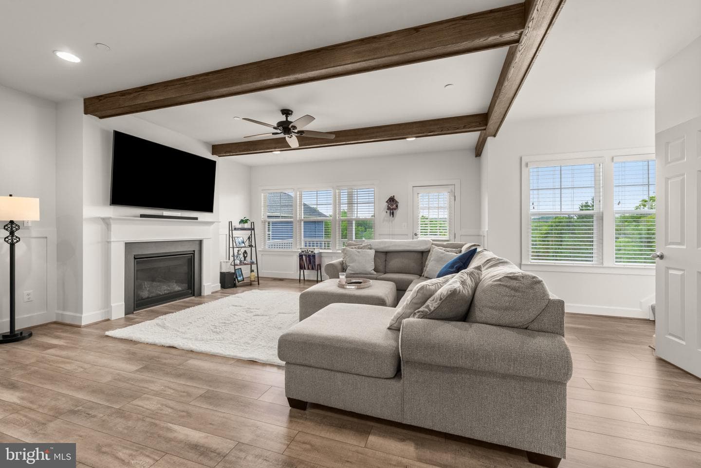 425 Walnut Drive photo 6
