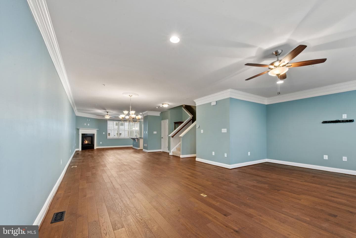 709 Skippers Lane photo 17