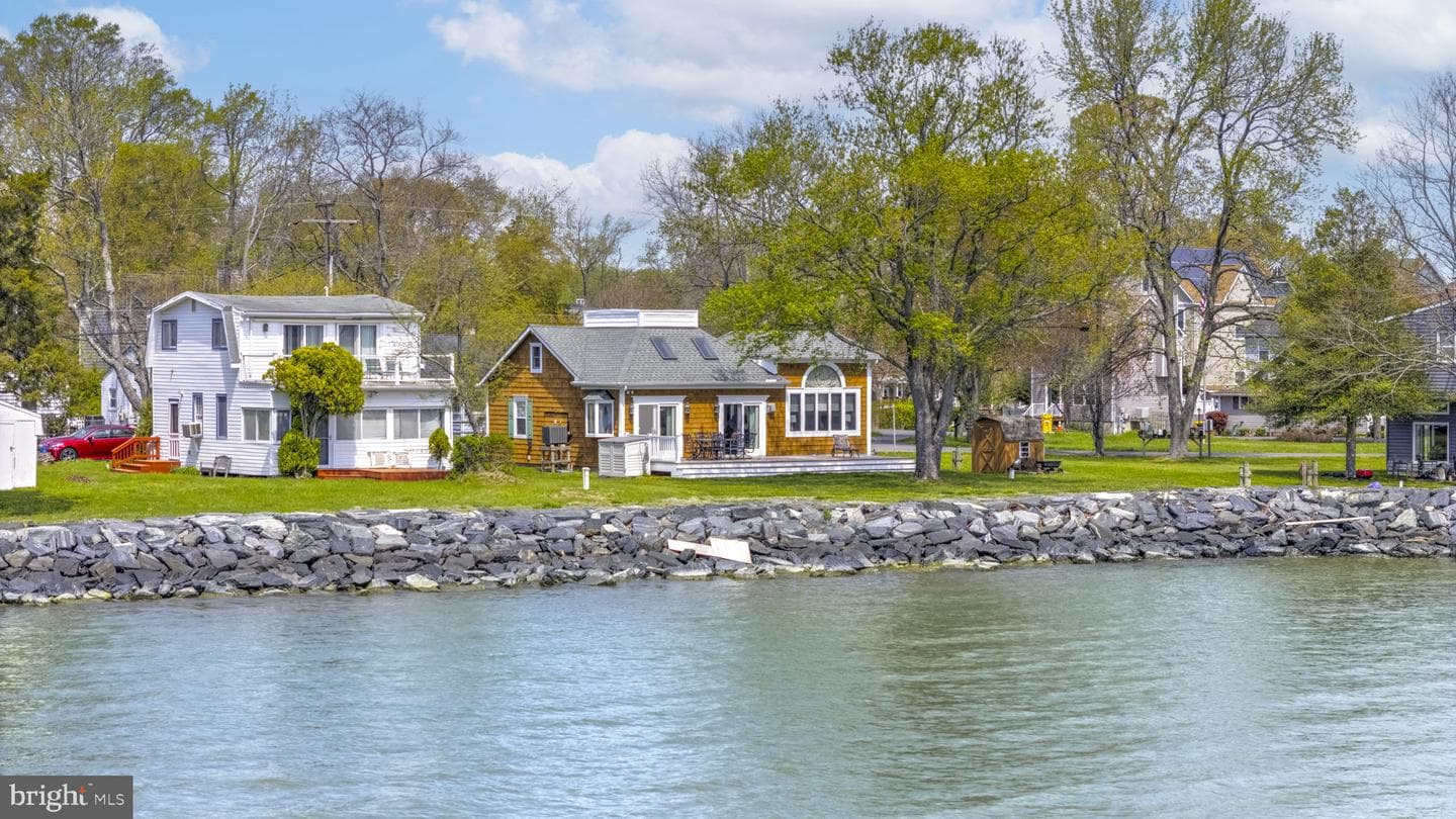 5211 Al Jones Drive, Shady Side