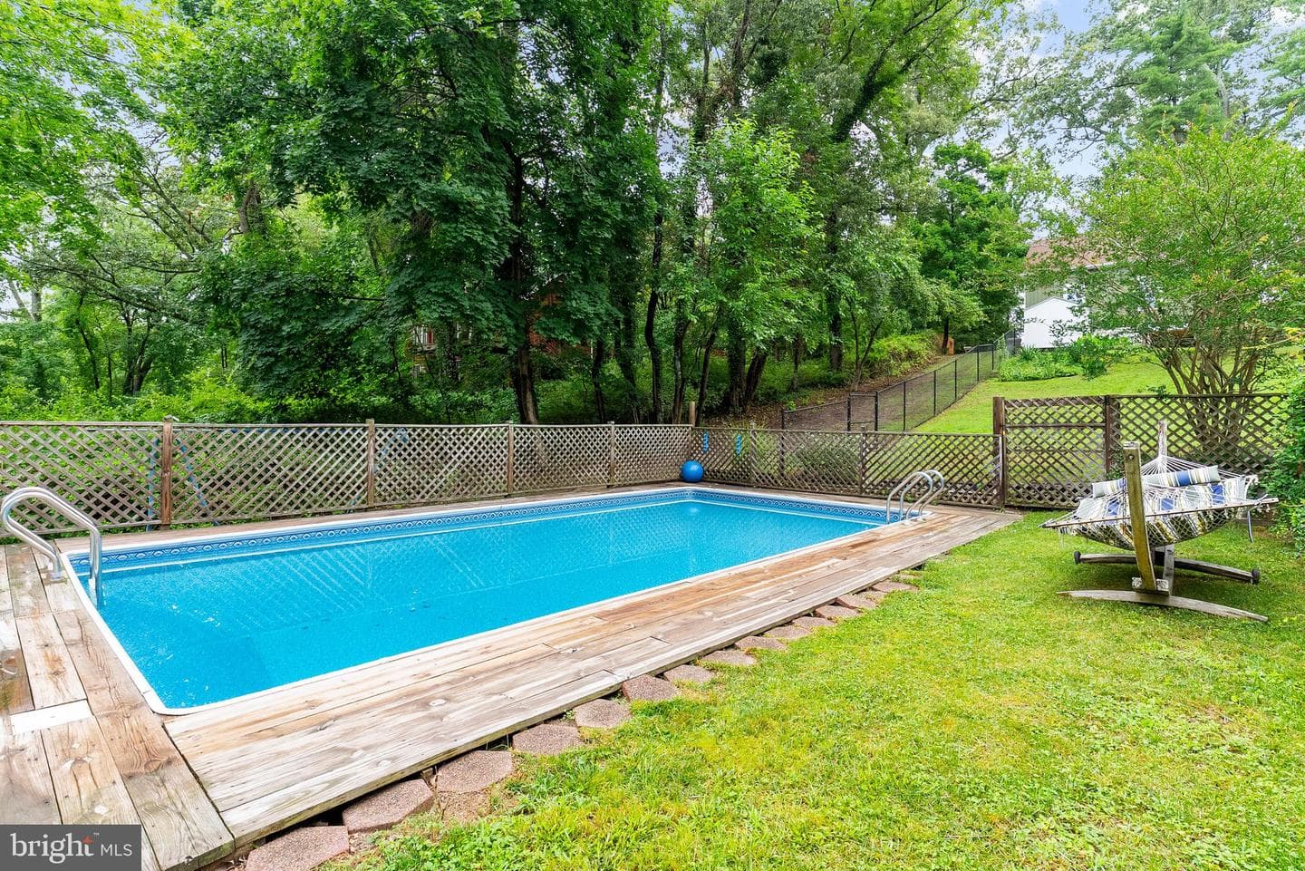 328 Oakdale Road photo 82
