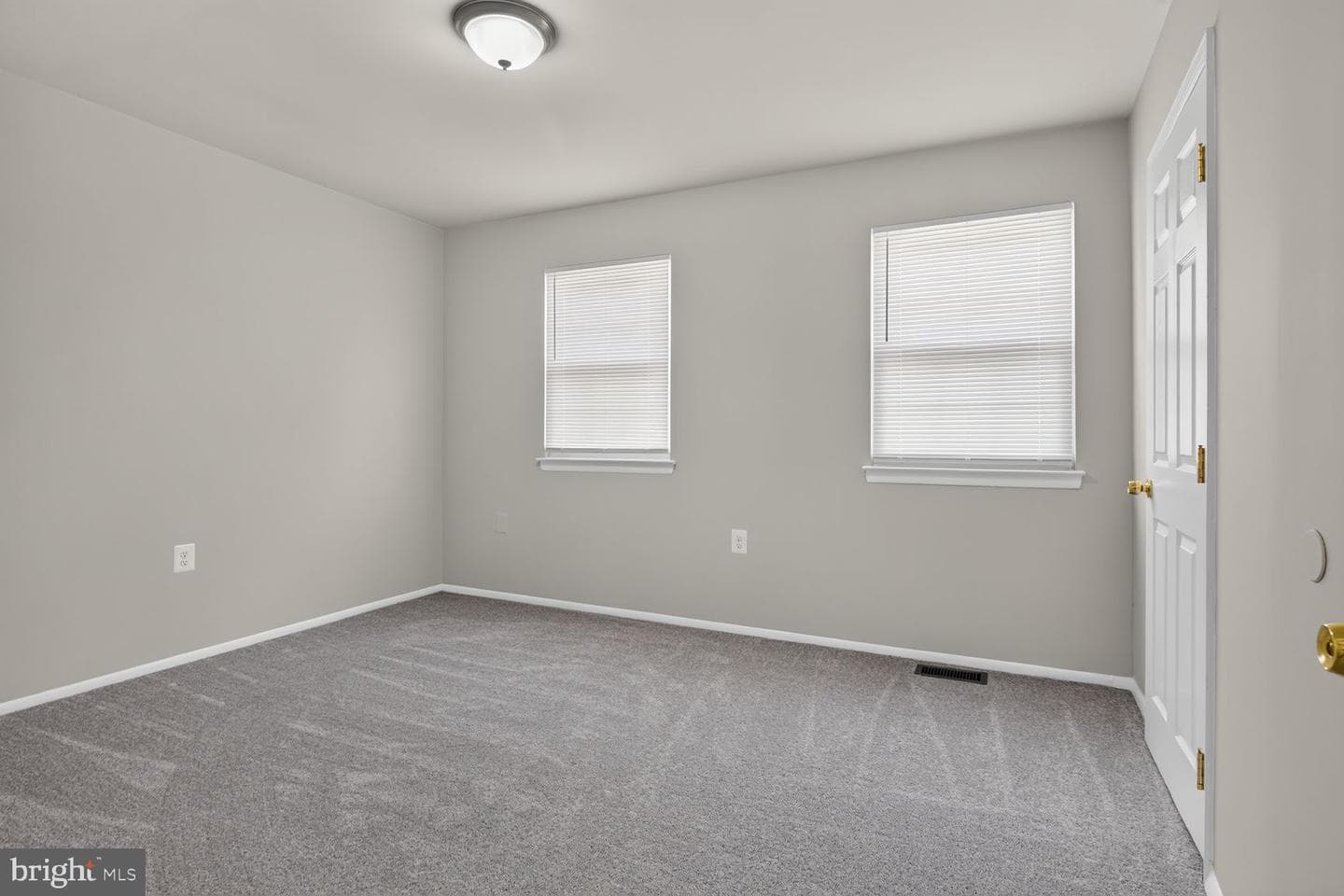 8220 Marlton Court photo 8