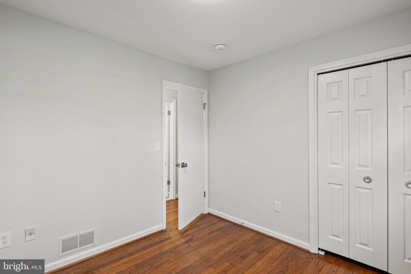 100 Oak Drive photo 22