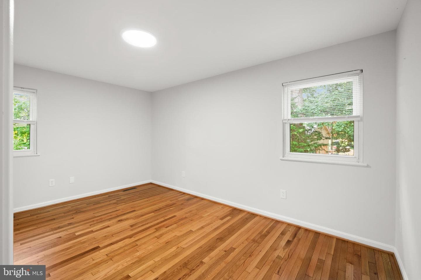 100 Oak Drive photo 23