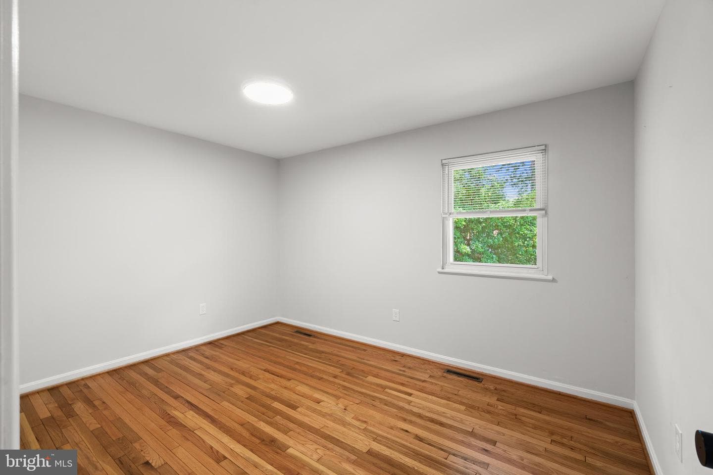 100 Oak Drive photo 26