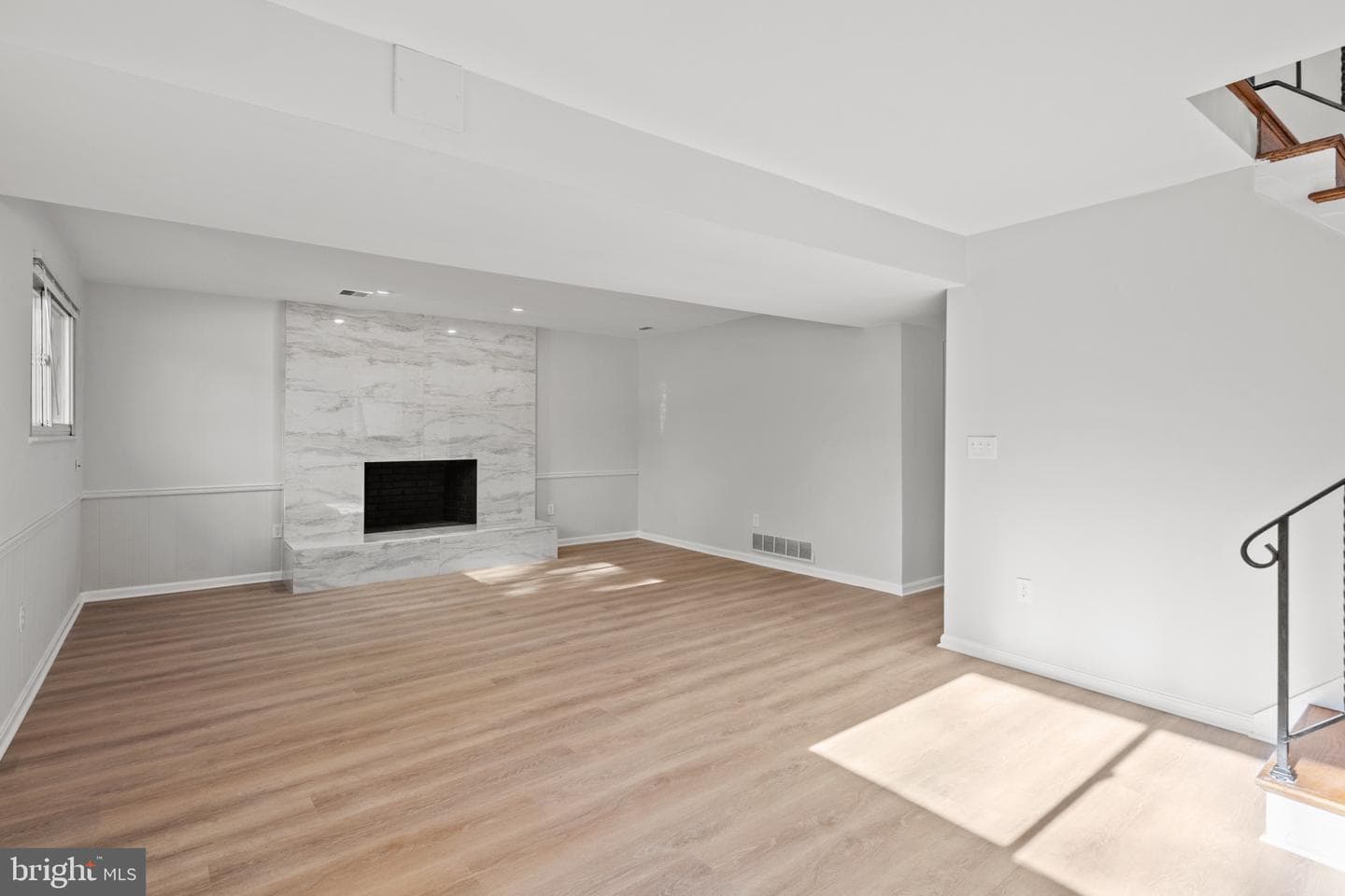 100 Oak Drive photo 3
