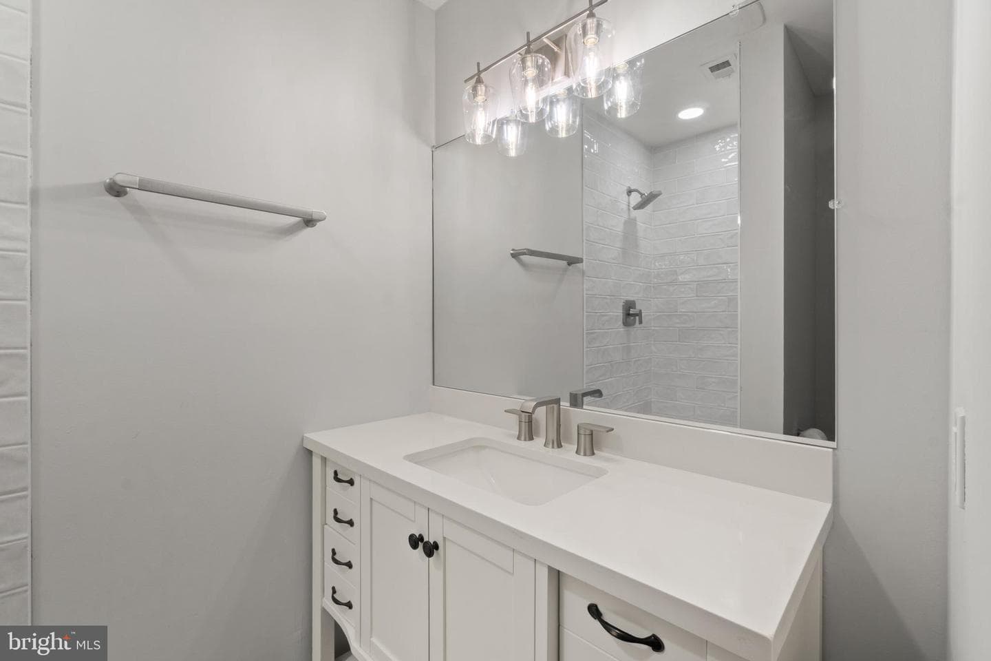 100 Oak Drive photo 31