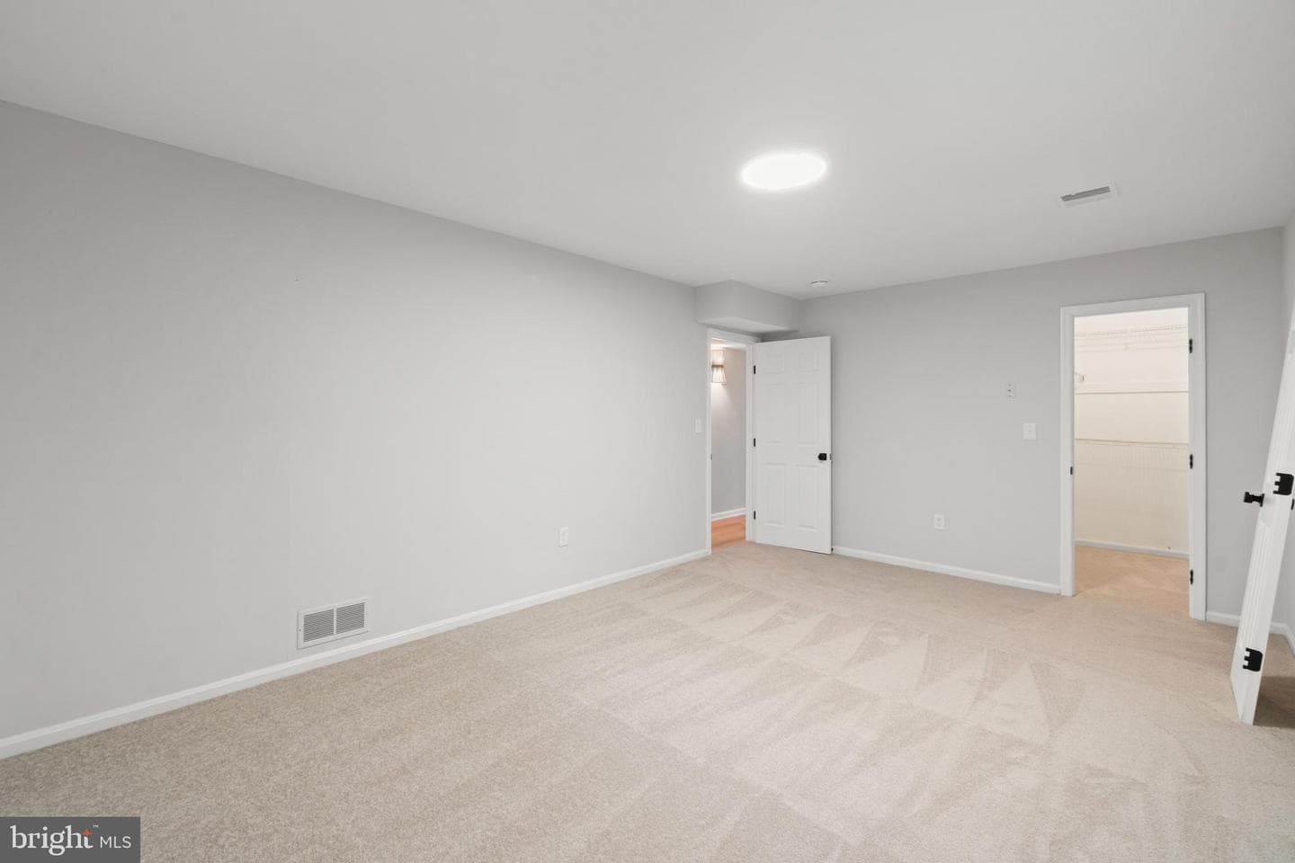 100 Oak Drive photo 35