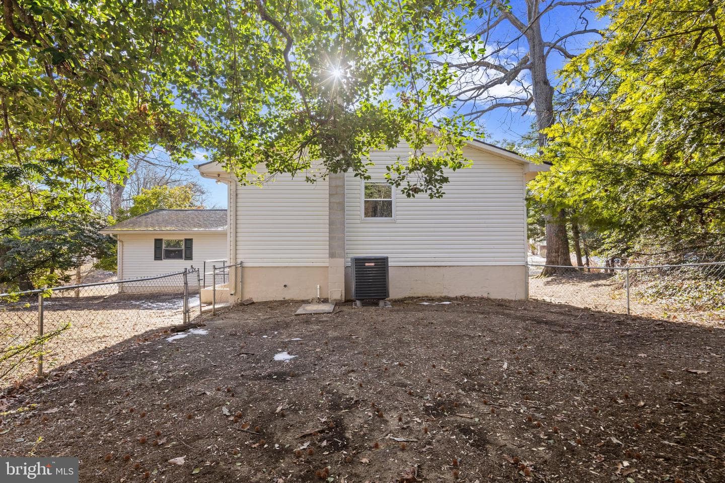 100 Oak Drive photo 48