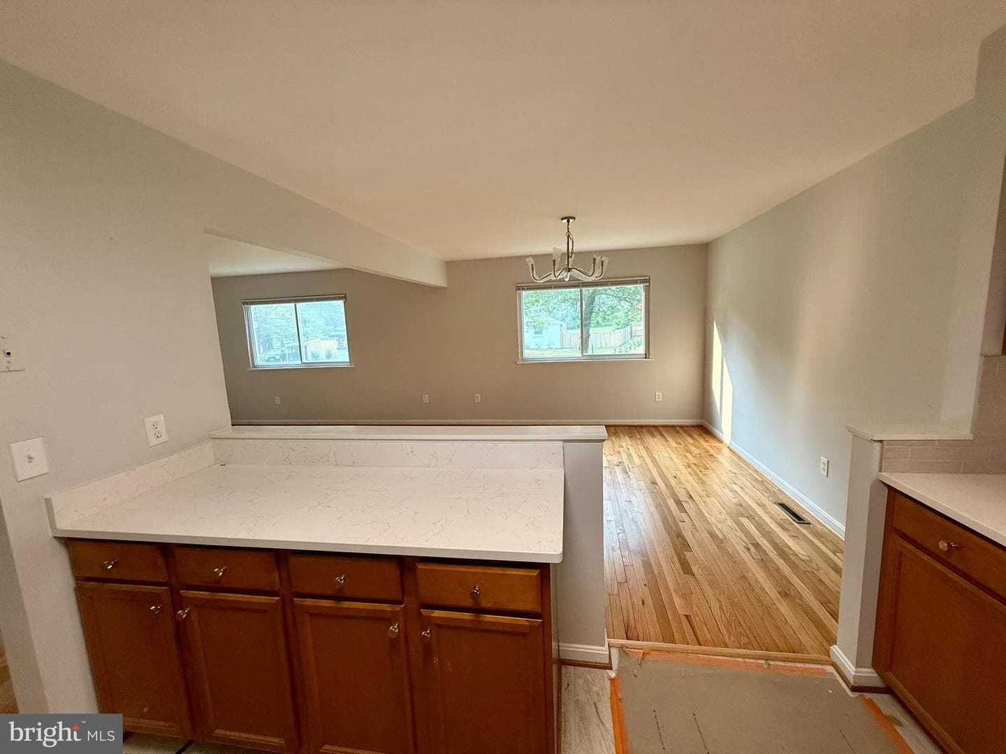 100 Oak Drive photo 7