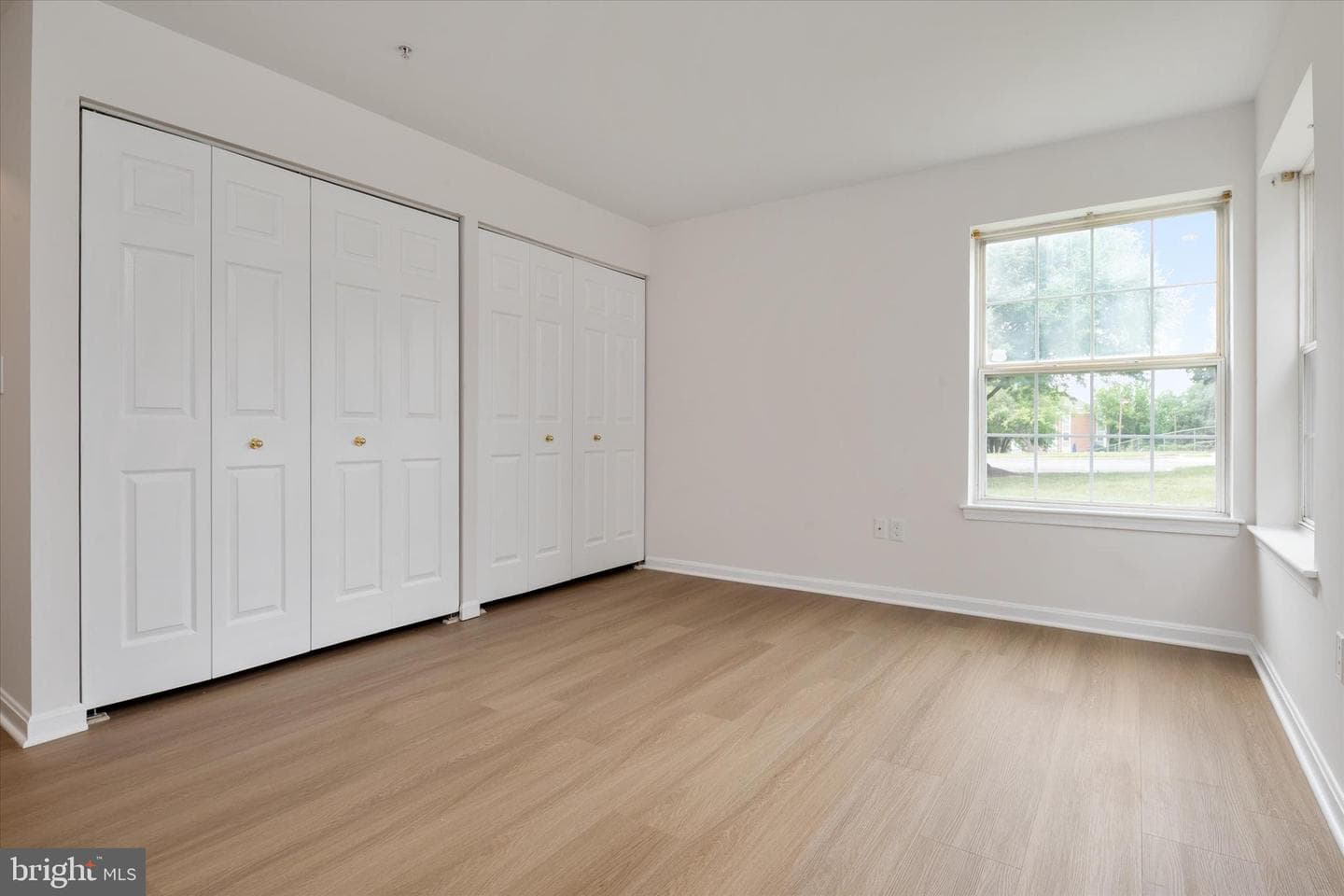 302 Blue Water Court #103 photo 17