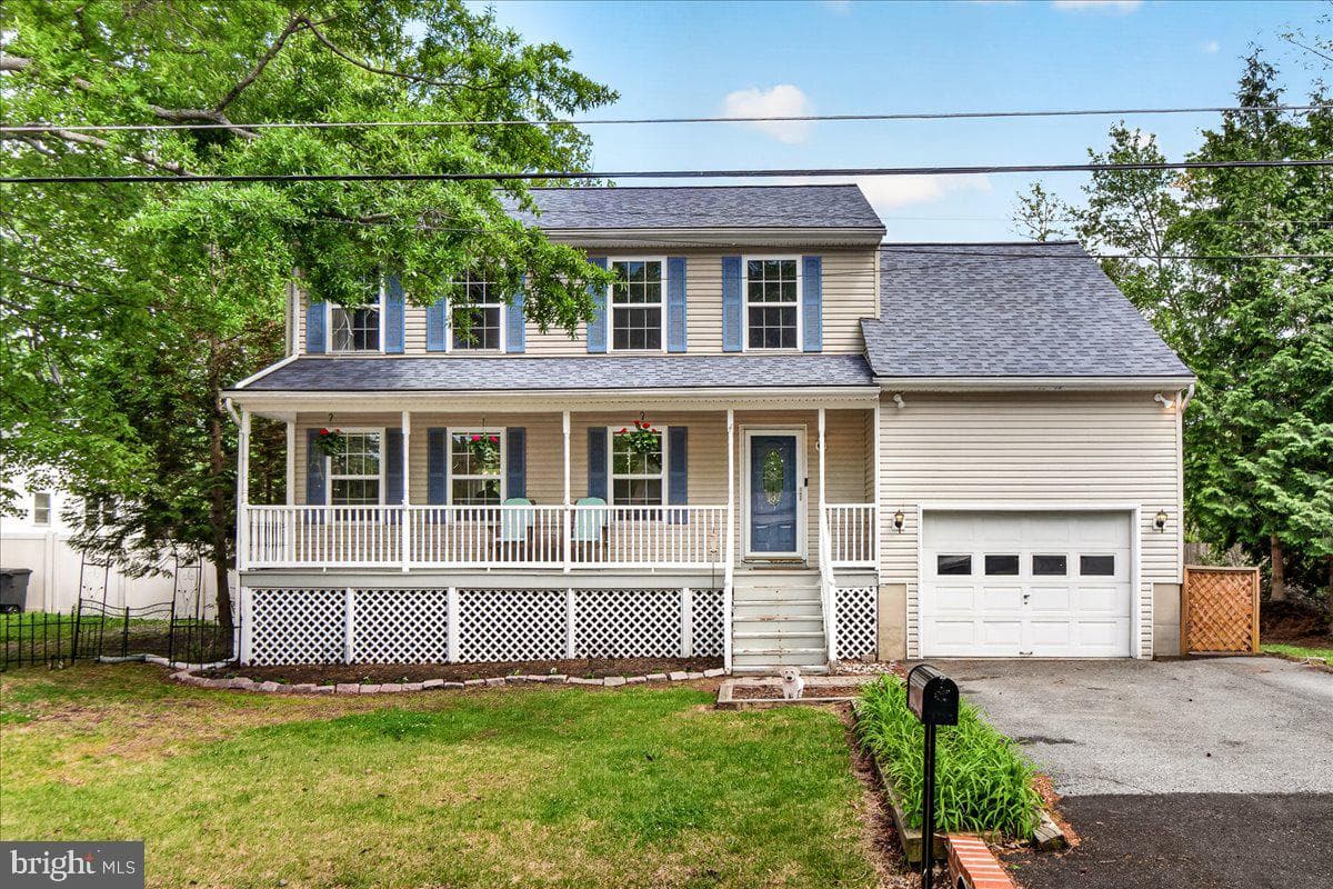 3847 Holly Drive, Edgewater