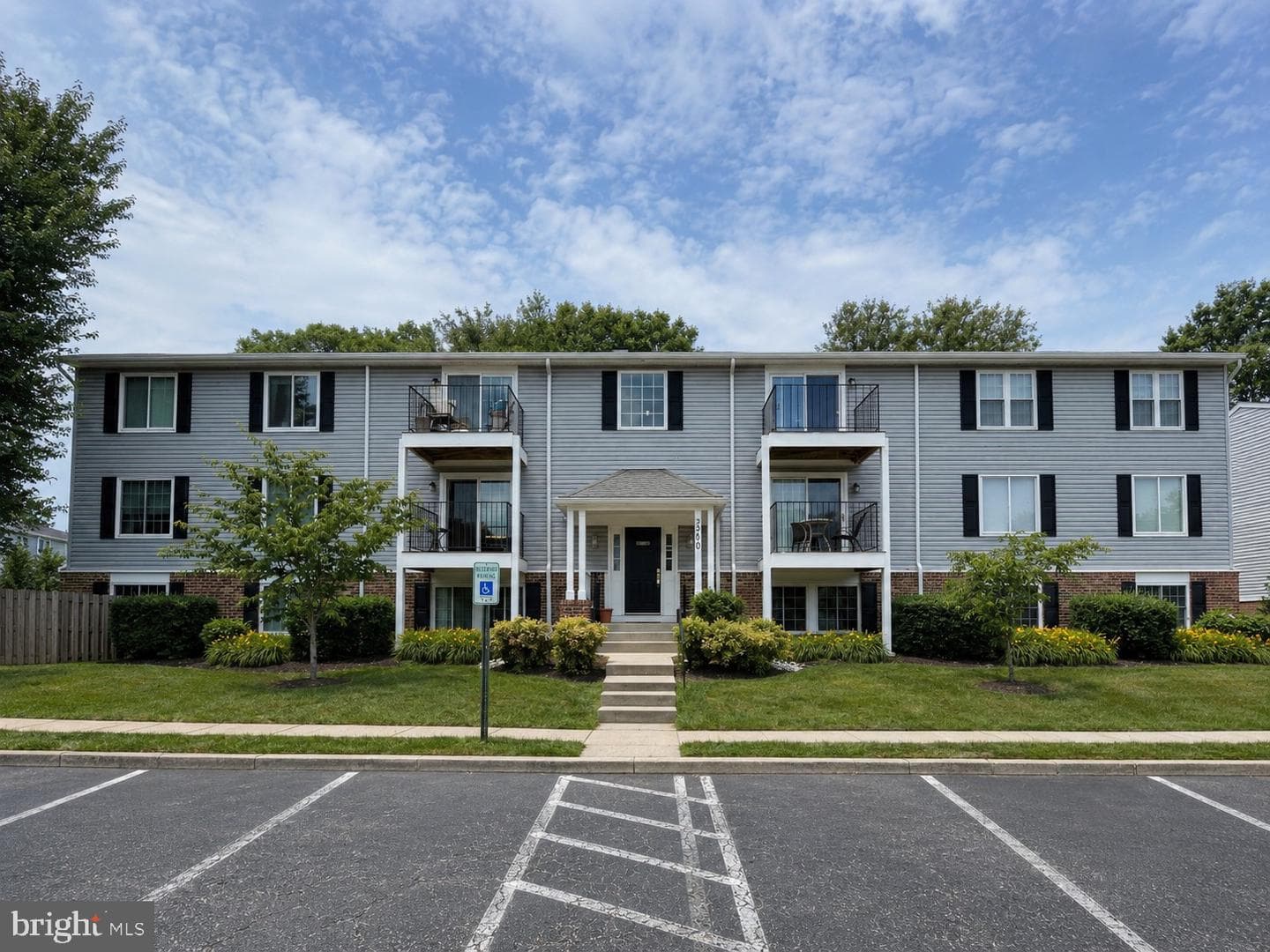3500 Wedgewood Court #k, Pasadena