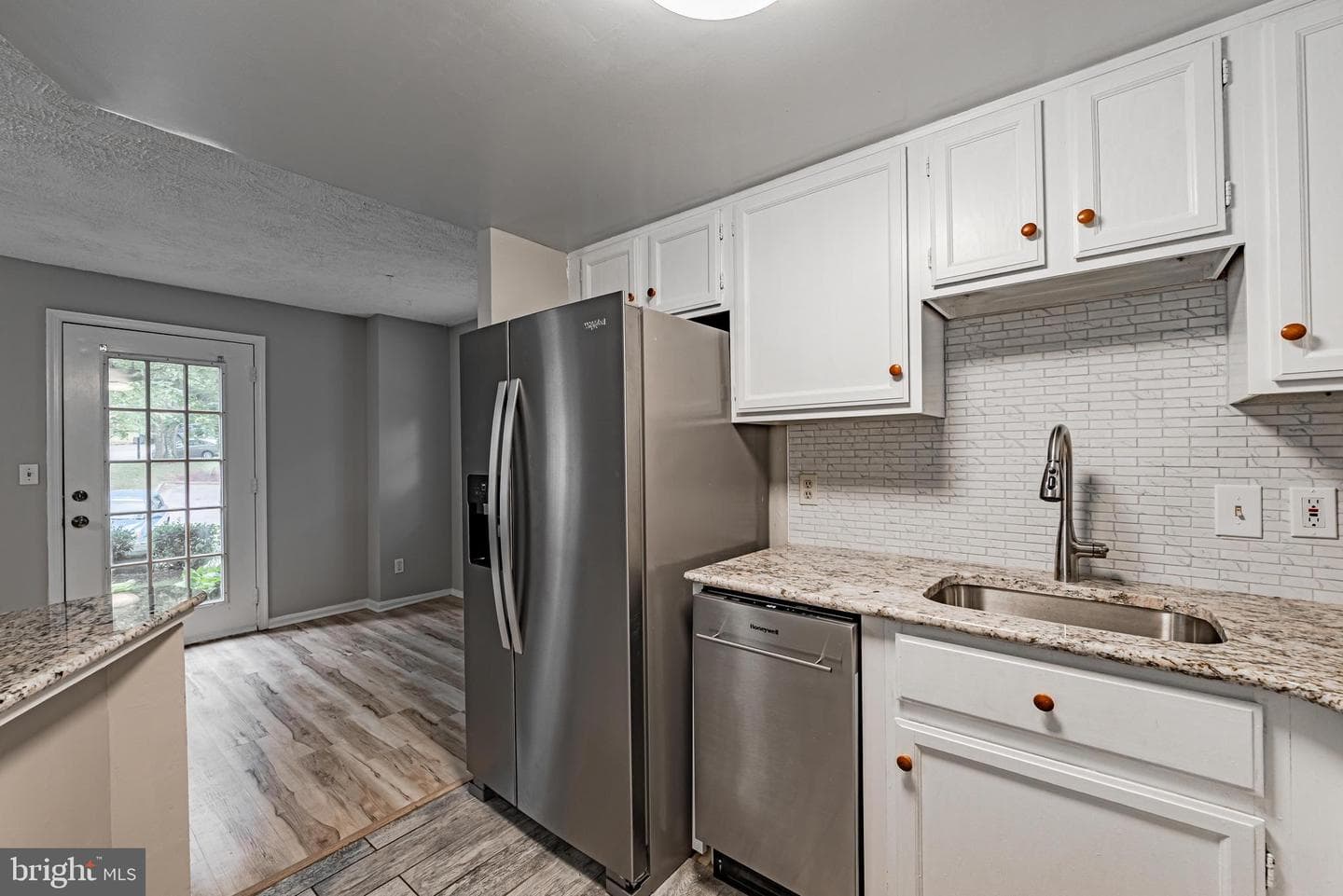 602 Newbridge Court #602 photo 15