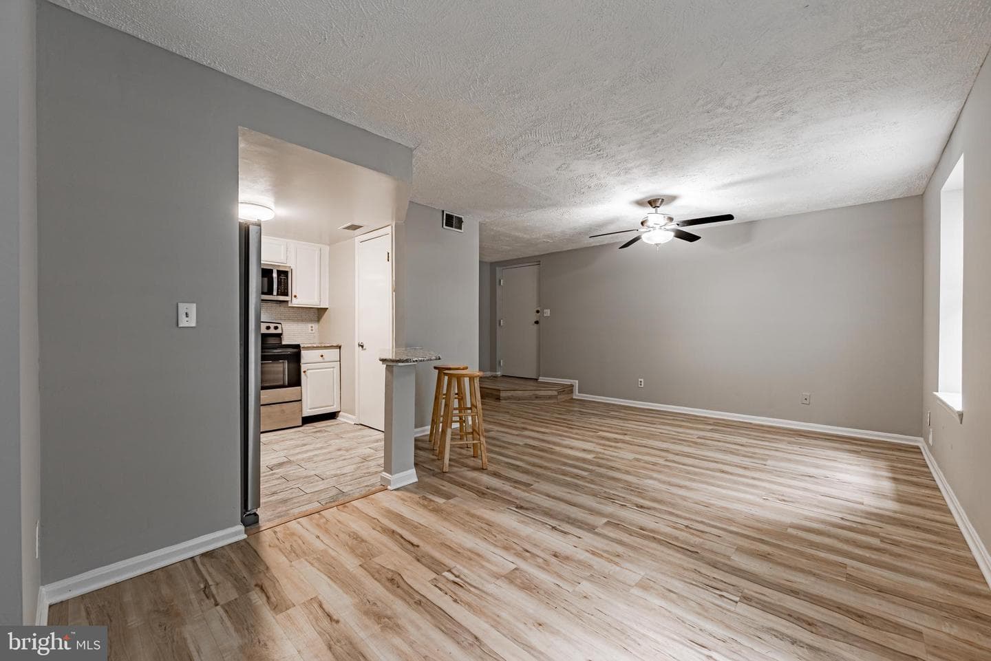 602 Newbridge Court #602 photo 7