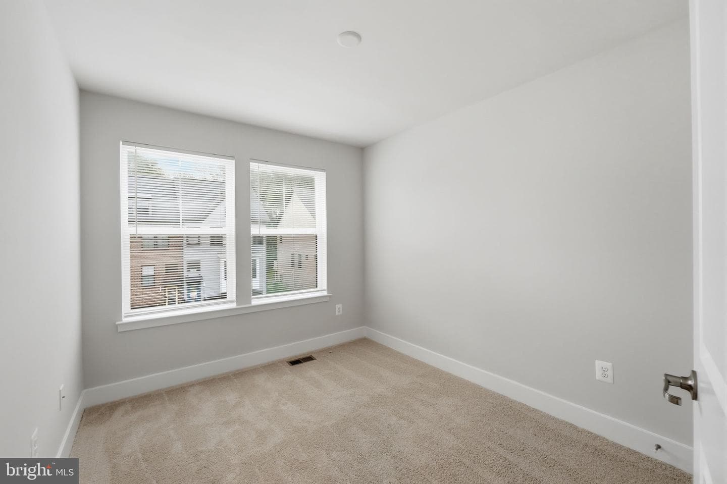 828 Teacher Mitchell Road photo 27
