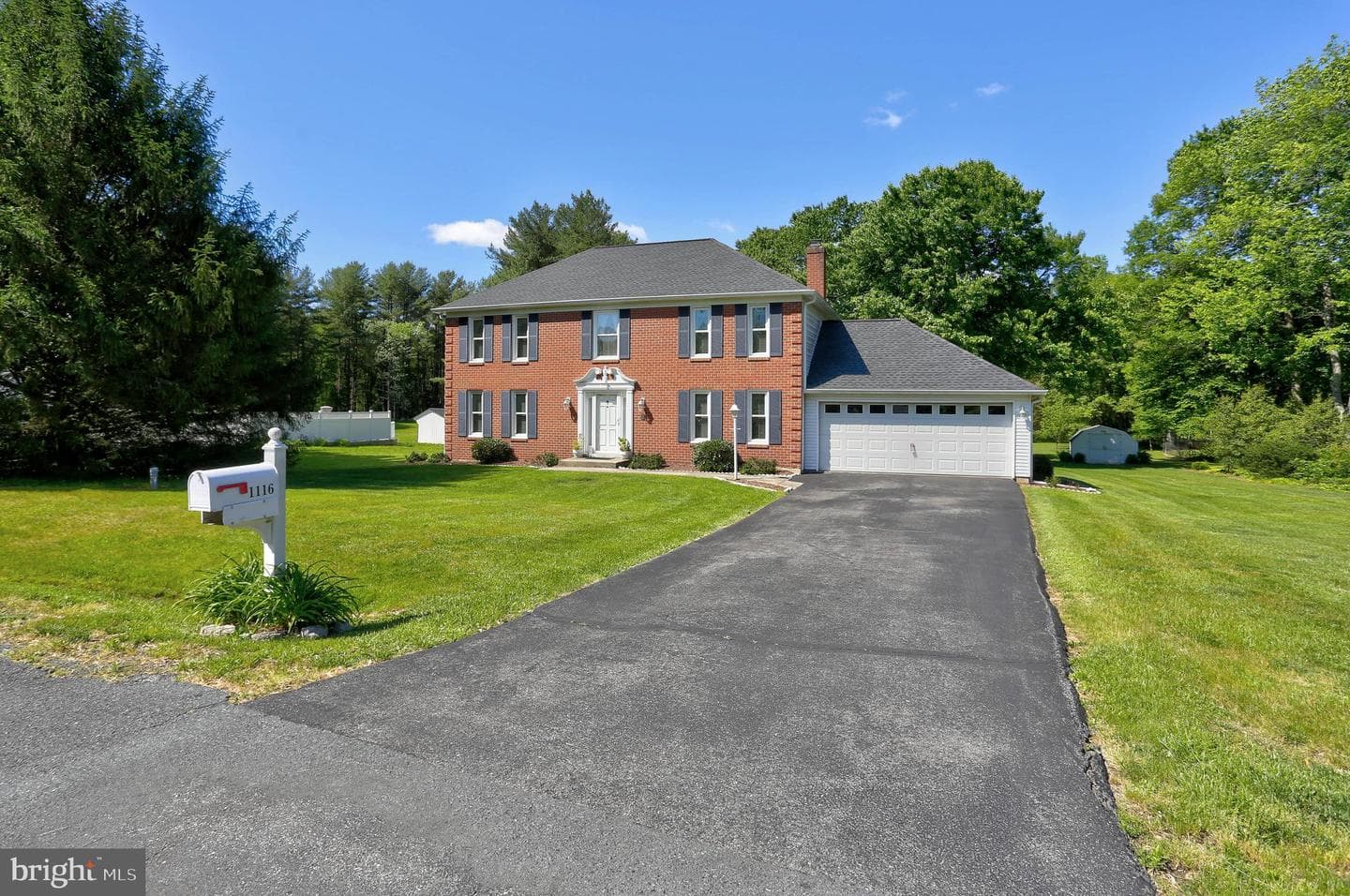 1116 Rutlandview Drive photo 1
