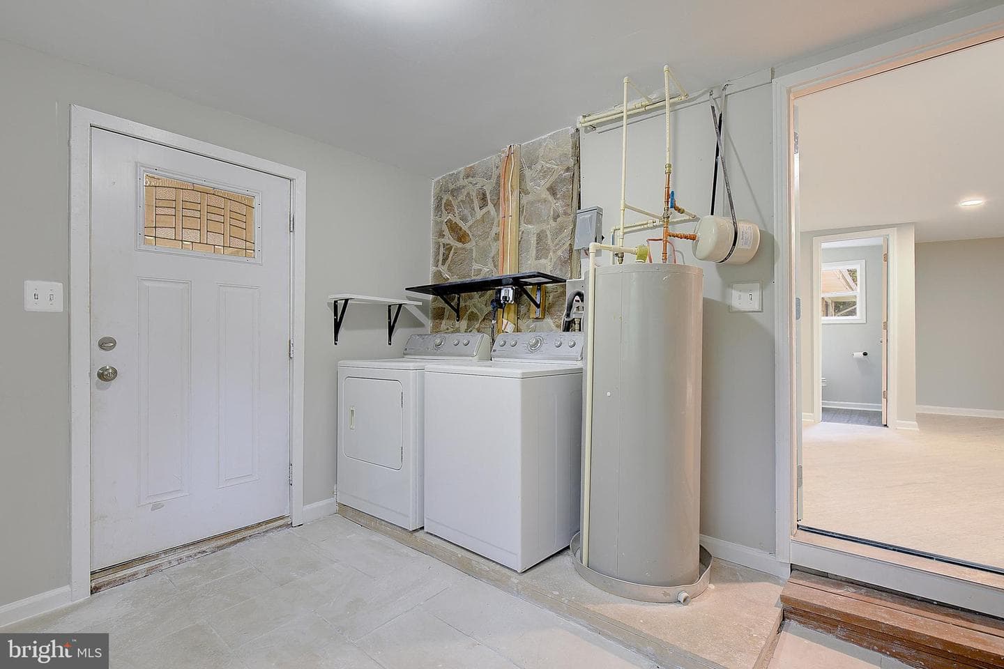 516 Queen Anne Avenue photo 47
