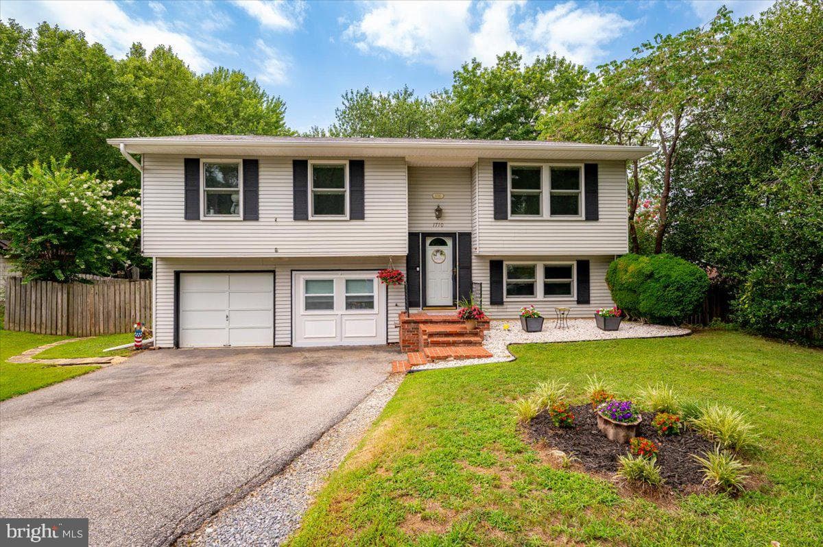 1710 Fallsway Drive, Crofton