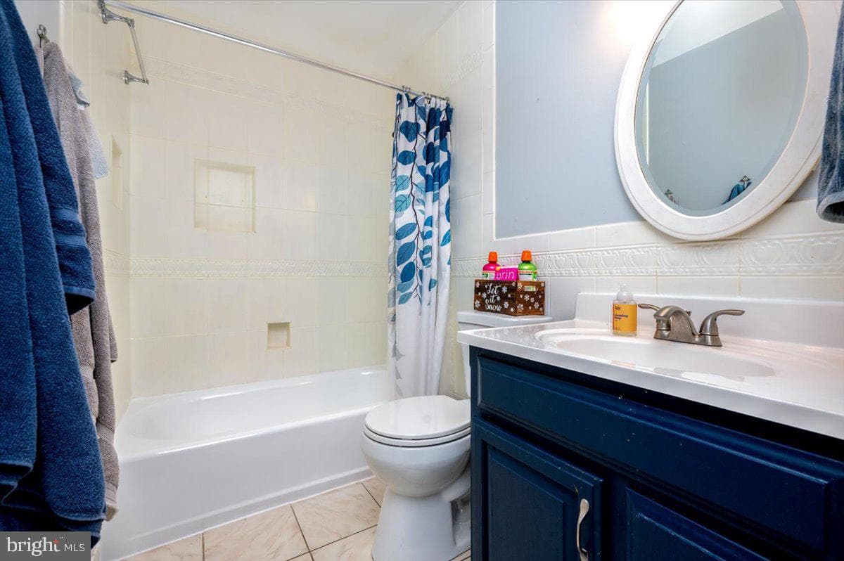 1710 Fallsway Drive photo 24