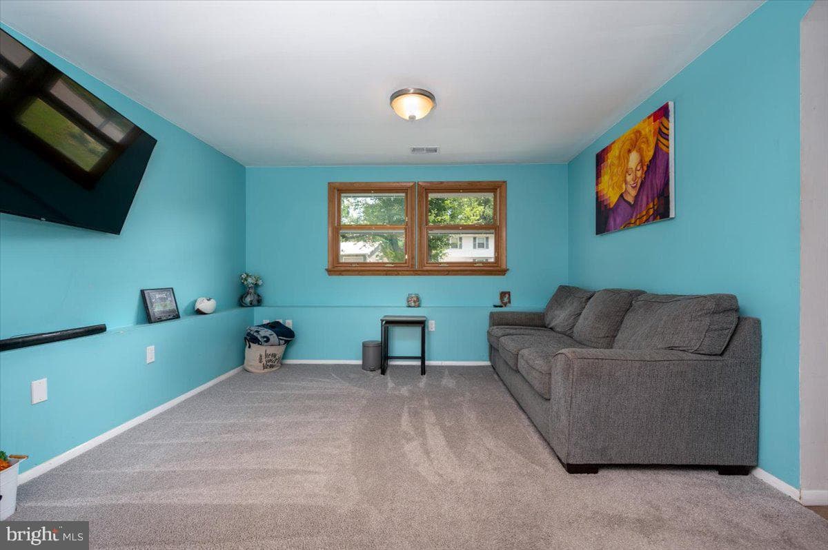 1710 Fallsway Drive photo 25