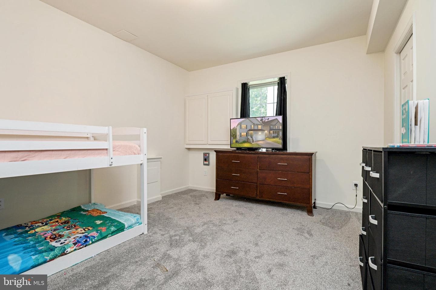 99 Pineview Avenue photo 31