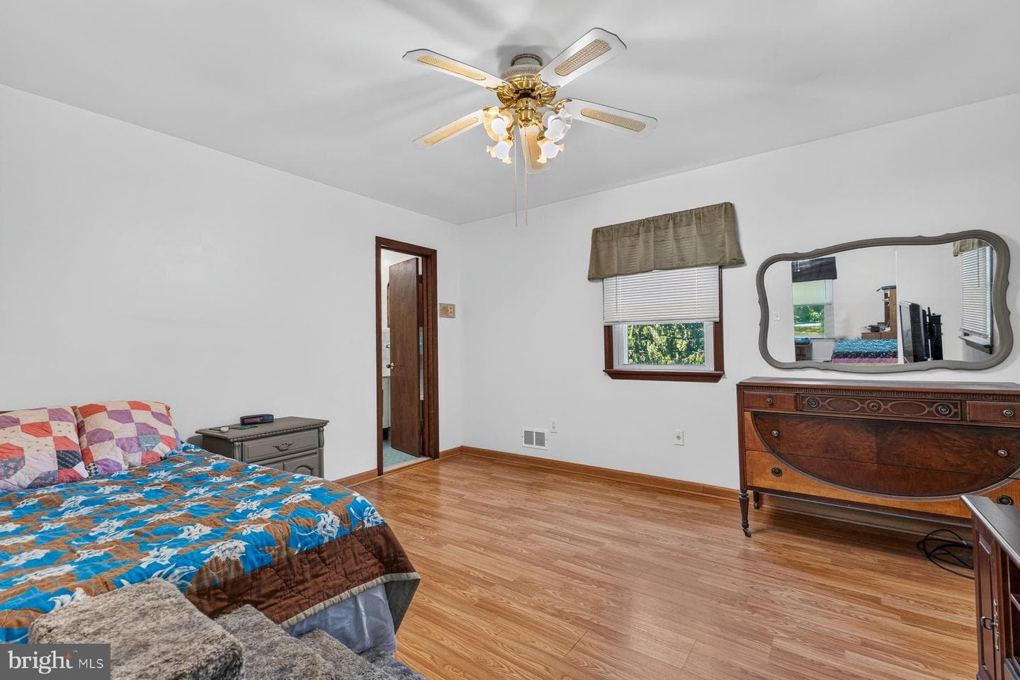 328 Sansbury Road photo 23