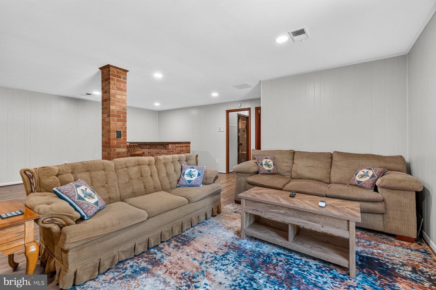 328 Sansbury Road photo 34